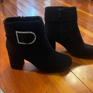 NEW Black Ankle Boots size 9 w/Rhinestone Buckle